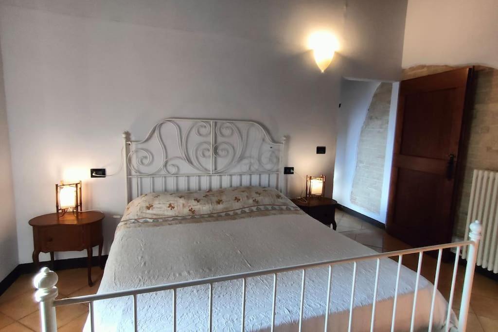 Вілла Casale San Teodoro - Mondaino Rn Екстер'єр фото