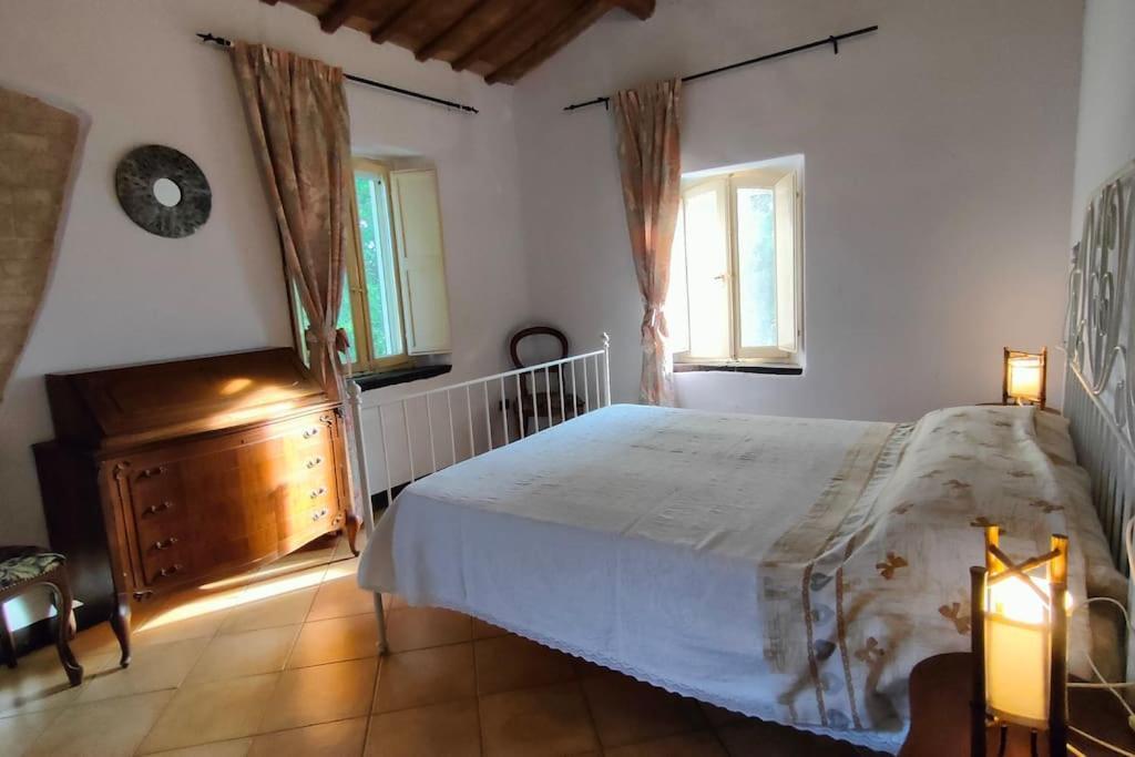 Вілла Casale San Teodoro - Mondaino Rn Екстер'єр фото